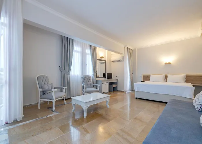 Hanedan Beach Hotel